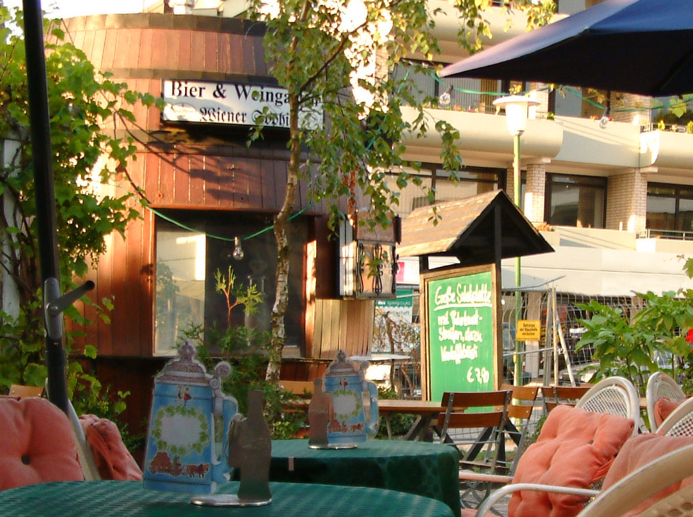 gemütlicher Biergarten Parkhotel Deutsches Haus - Biergarten